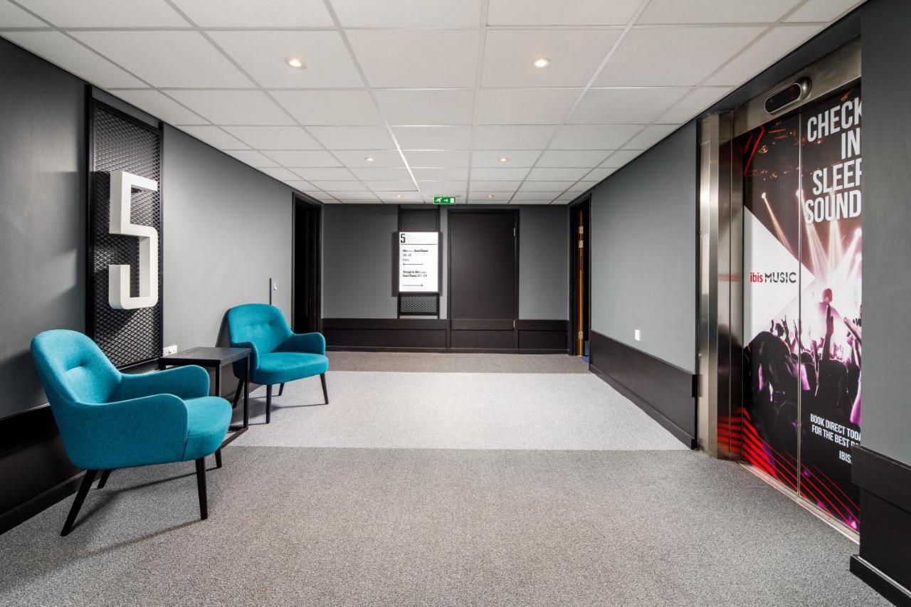 Ibis London Heathrow Terminal 5 Hotel ฮิลลิงดัน ภายนอก รูปภาพ