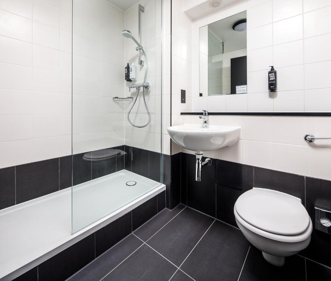 Ibis London Heathrow Terminal 5 Hotel ฮิลลิงดัน ภายนอก รูปภาพ