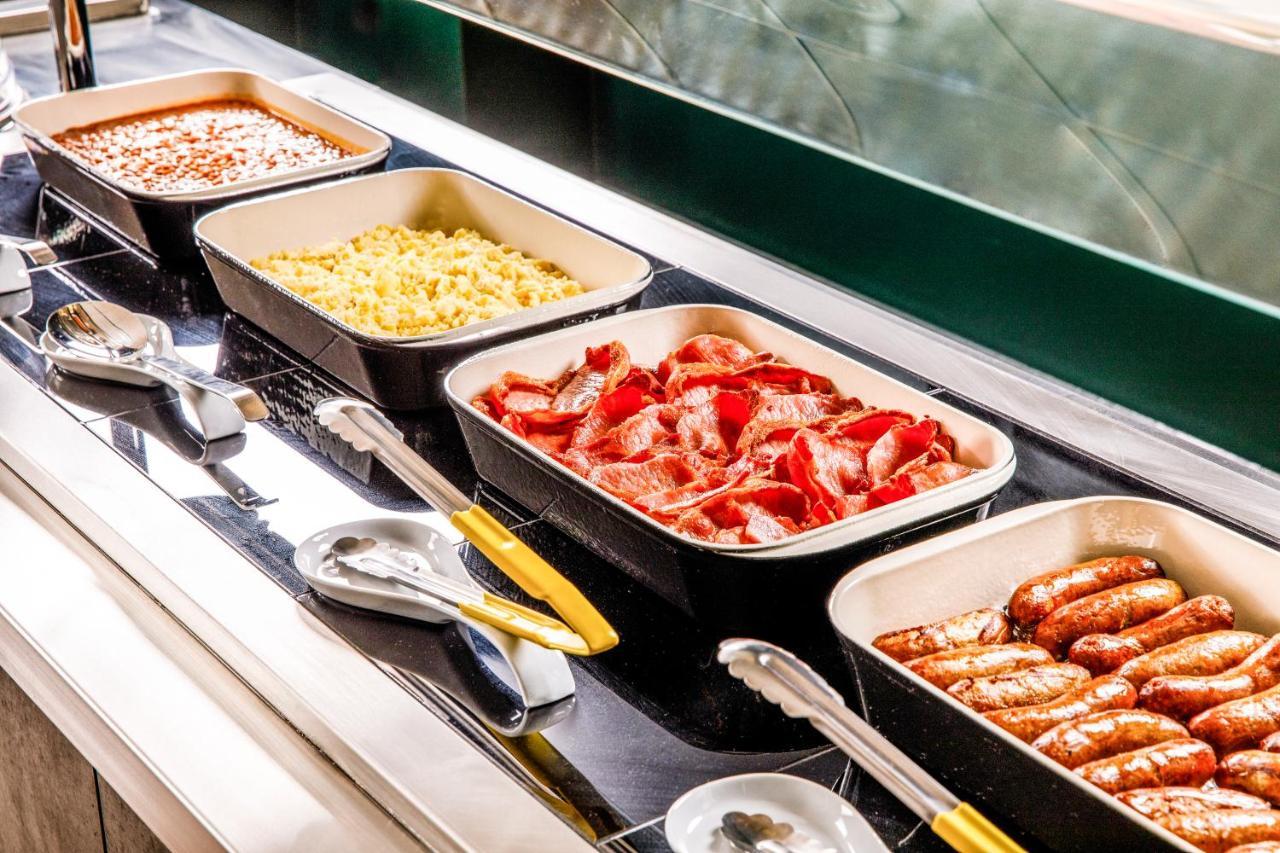 Ibis London Heathrow Terminal 5 Hotel ฮิลลิงดัน ภายนอก รูปภาพ